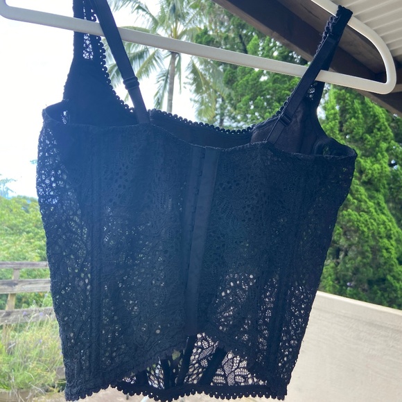 Felina Lingerie Size 36C - Picture 5 of 10